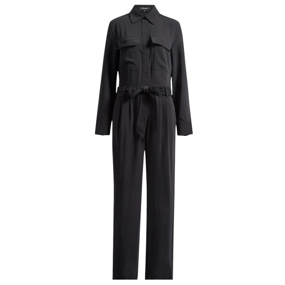 MADEWELL Tie Waist Straight Leg Jumpsuit
Size 6 NWT, classy & Chic in jet black